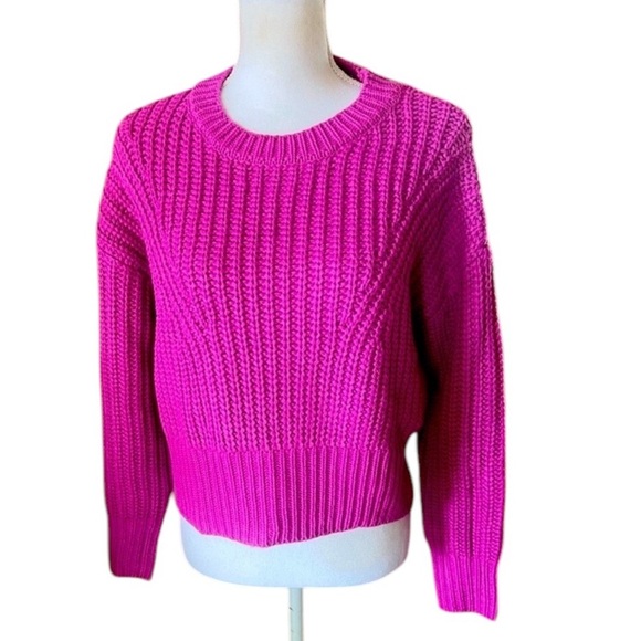 Jessica Simpson ladies crewneck pick crochet sweater Medium. Excellent condition - Picture 1 of 12
